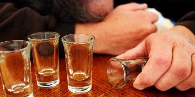 Употребление ацетона внутрь при алкогольном опьянении