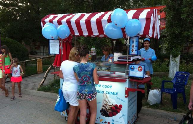 Продажа мороженого в летнее время